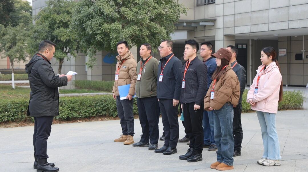 绷紧安全弦 平安度寒假 | 我校开展2026年寒假前安全检查