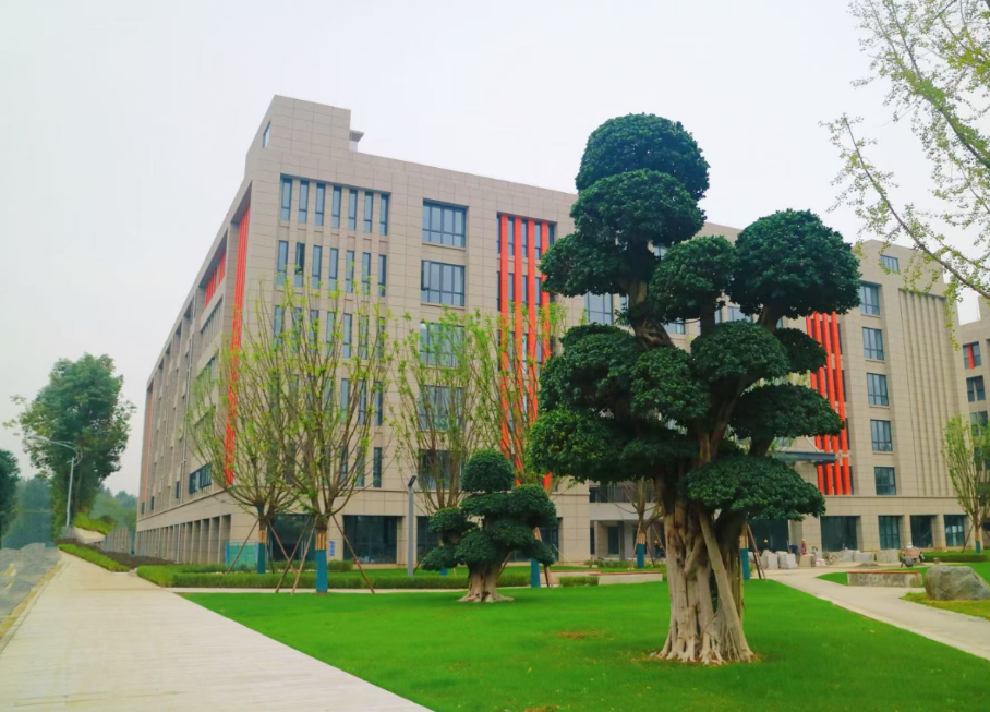 人文与艺术学院介绍