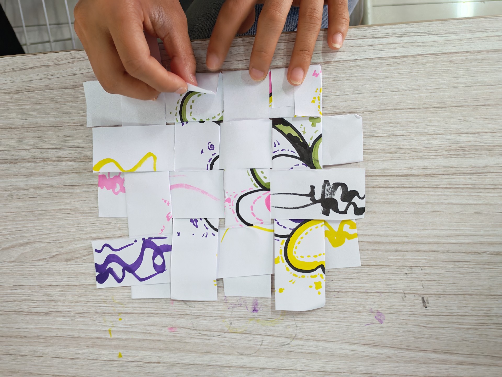 “以心为线，编织情绪”主题心理团辅活动圆满开展